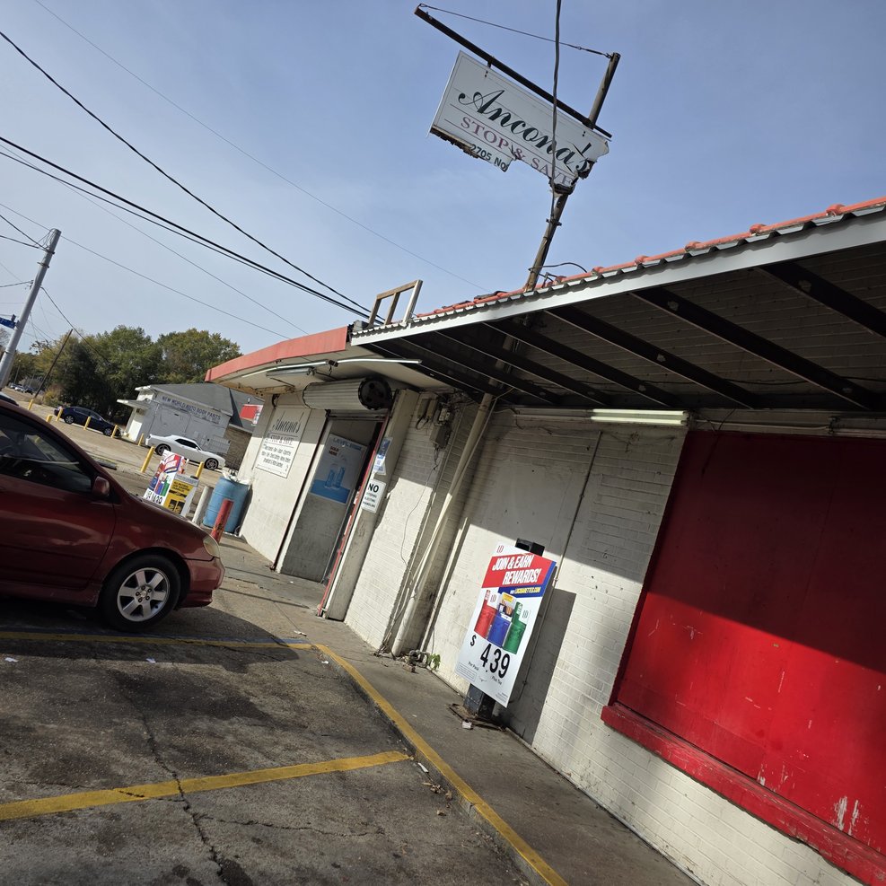 CoinFlip Bitcoin ATM - Ancona's Stop & Save (Baton Rouge)